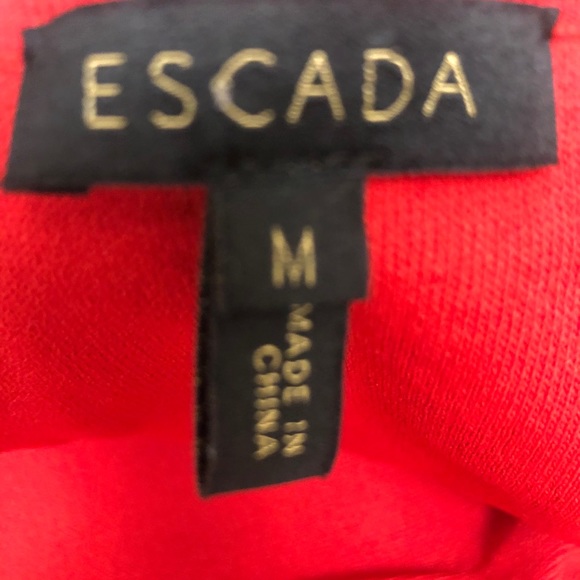 Beautiful Escada red sweater with subtle detail - Picture 4 of 5